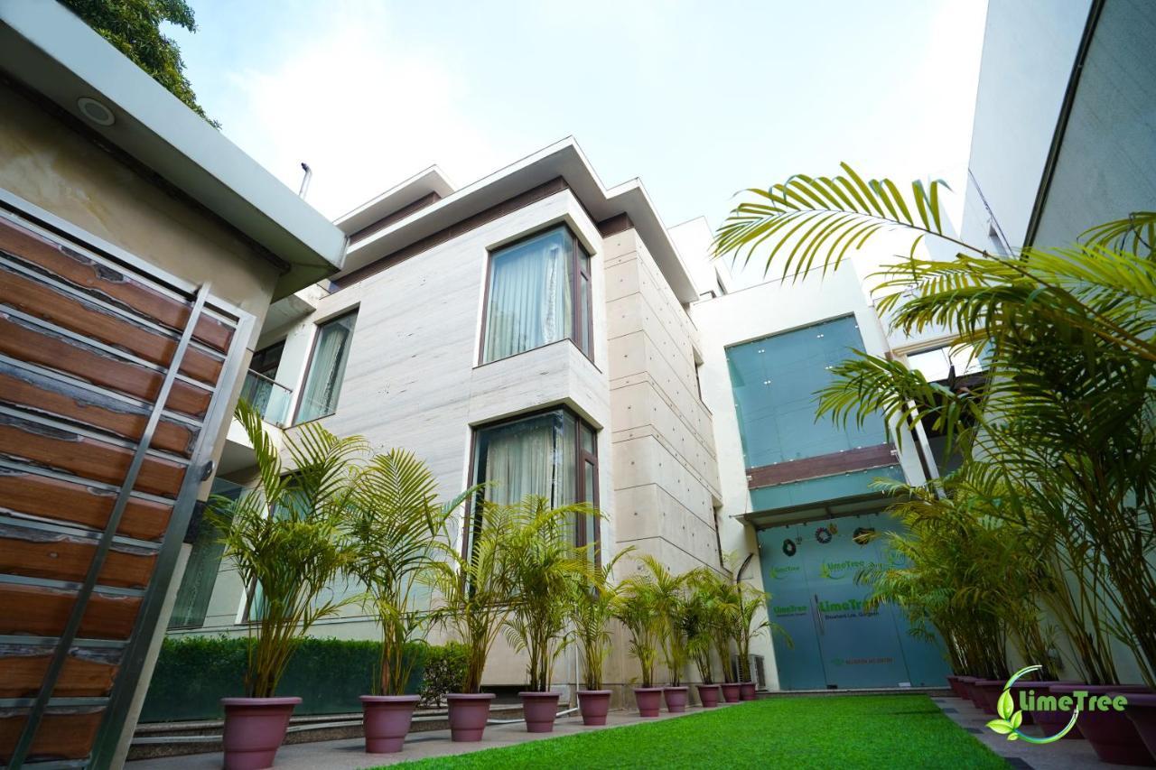 Lime Tree Hotel Sushant Lok Gurgaon Sector 29 Next To Iffco Chowk Metro מראה חיצוני תמונה