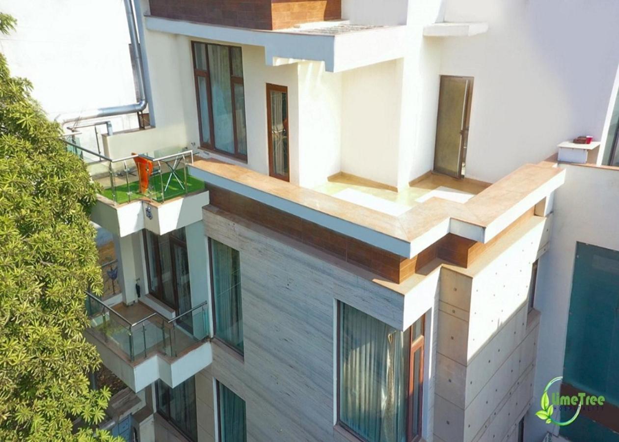 Lime Tree Hotel Sushant Lok Gurgaon Sector 29 Next To Iffco Chowk Metro מראה חיצוני תמונה