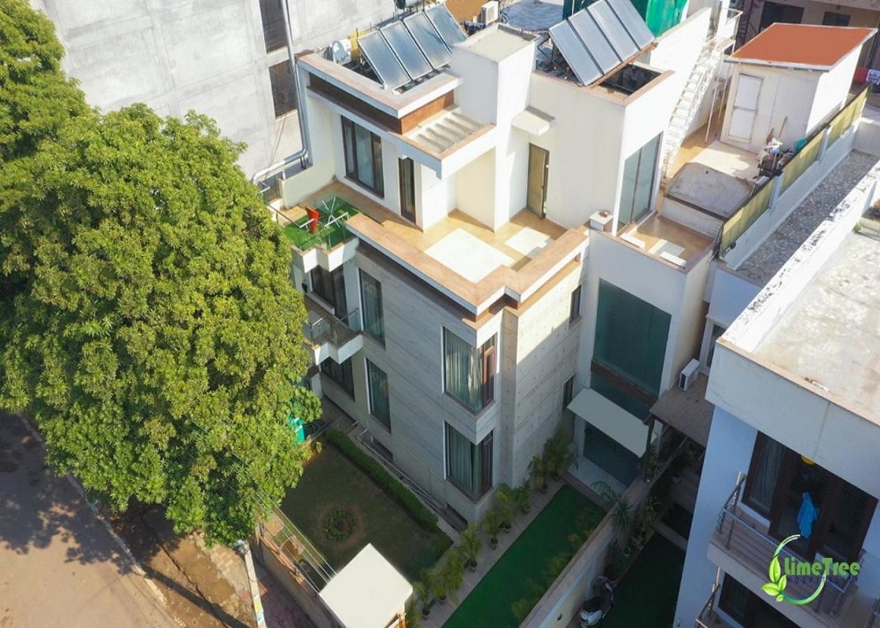 Lime Tree Hotel Sushant Lok Gurgaon Sector 29 Next To Iffco Chowk Metro מראה חיצוני תמונה